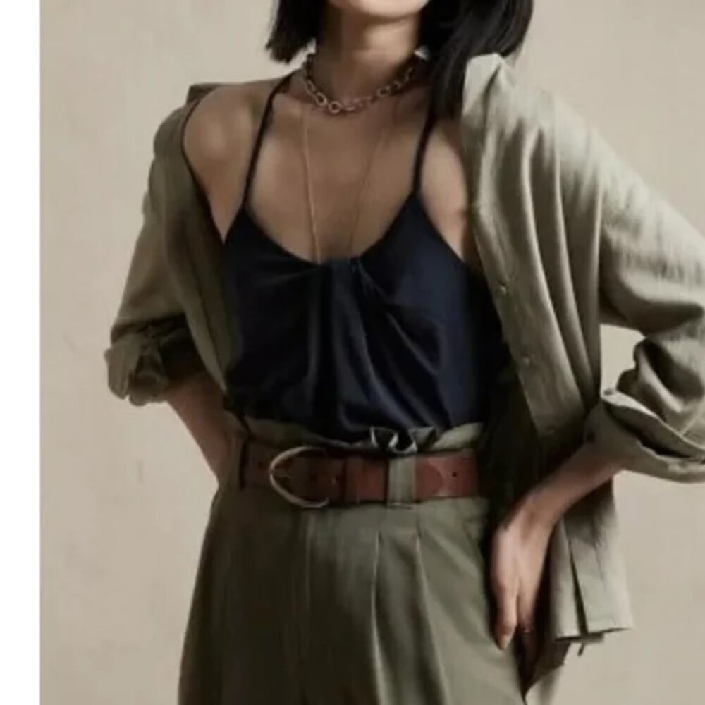 NWT - Banana Republic Twist-Front Crepe Camisole  Navy Sz XL